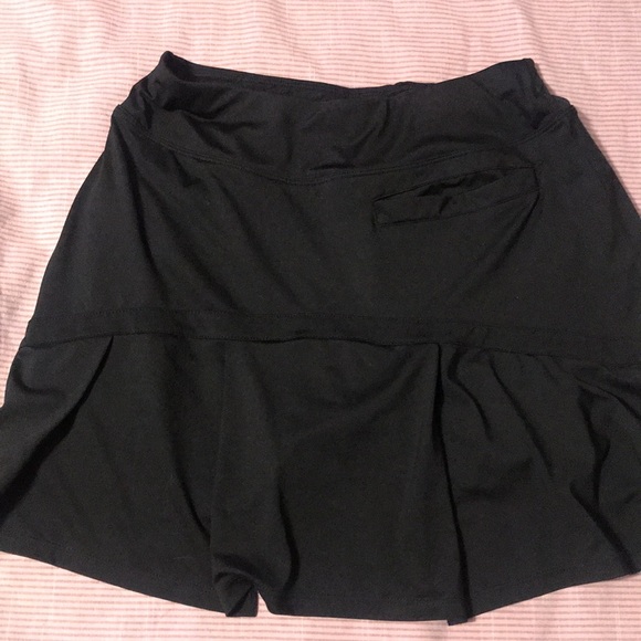 Golf skorts - Picture 2 of 3